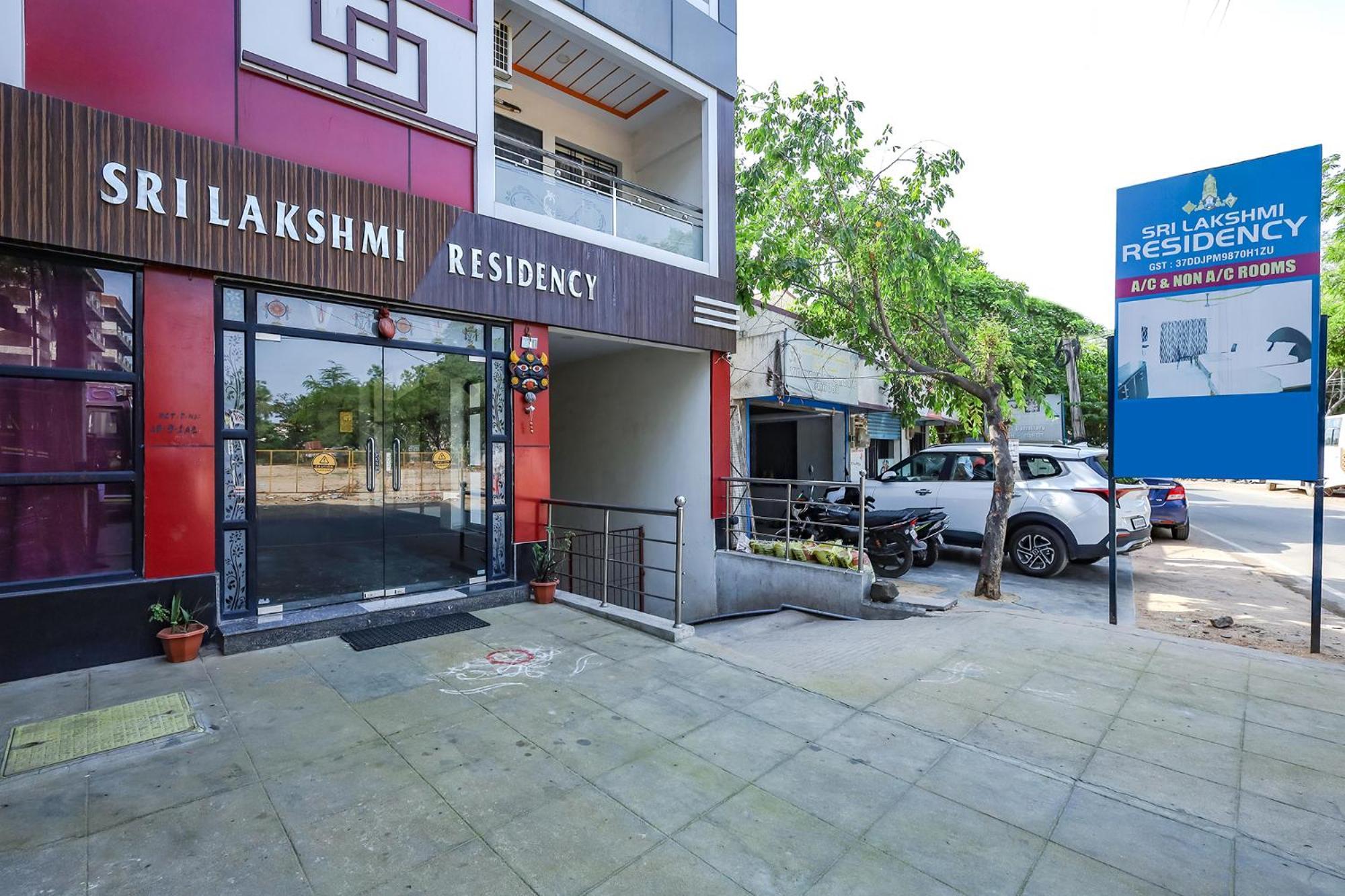 Capital O Lakshmi Residency Hotel Tirupati Exterior foto