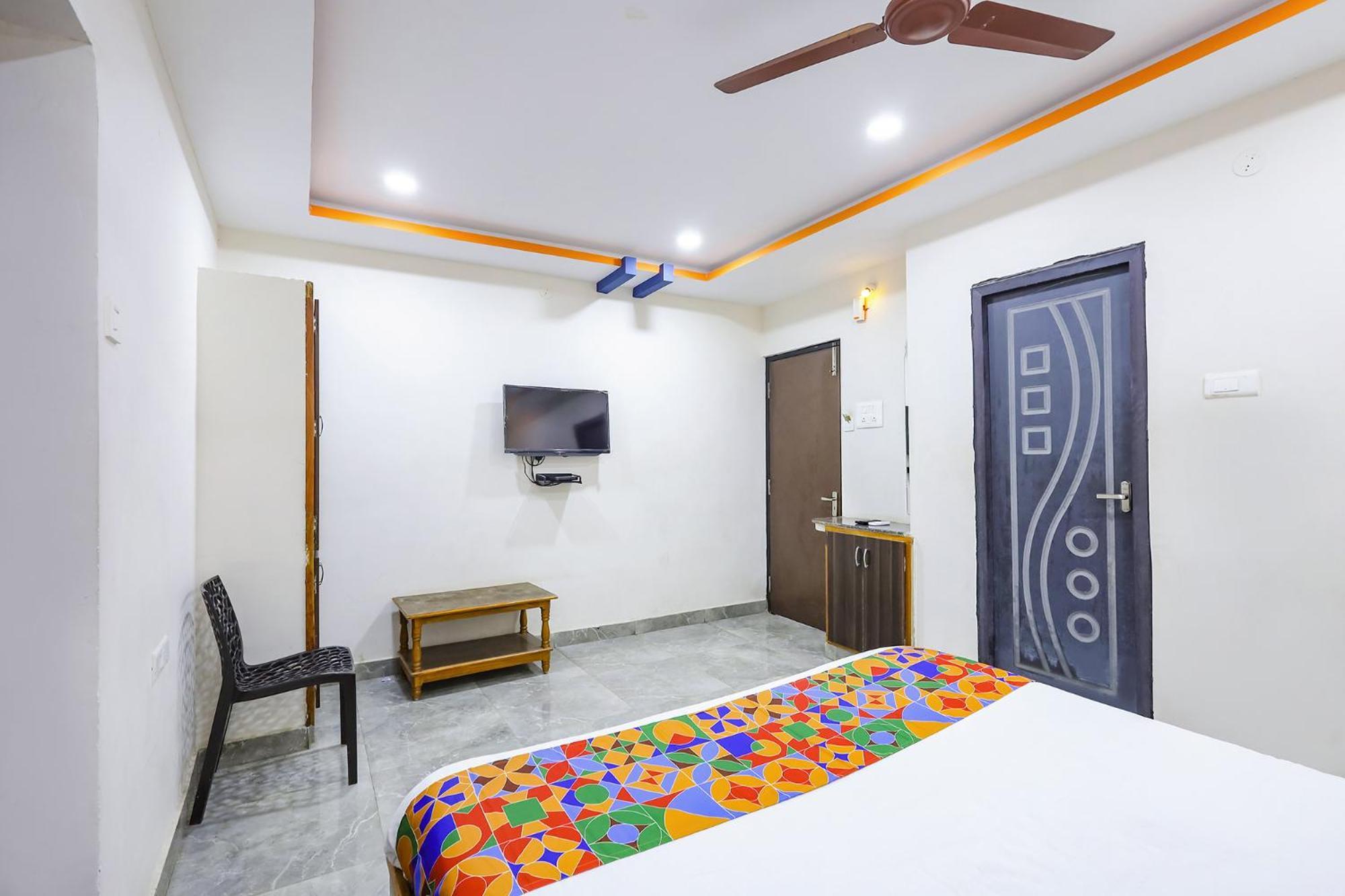 Capital O Lakshmi Residency Hotel Tirupati Exterior foto