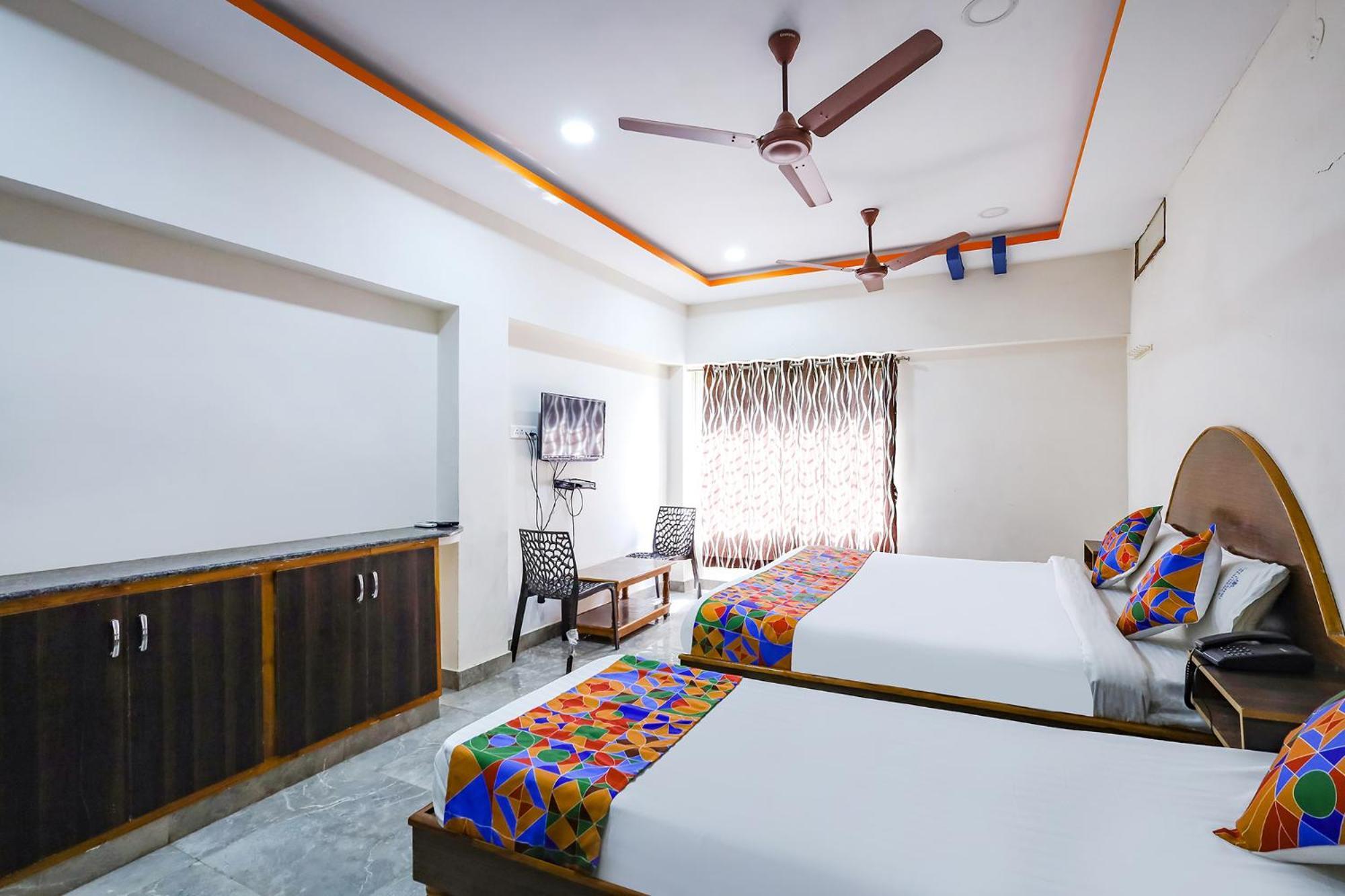 Capital O Lakshmi Residency Hotel Tirupati Exterior foto