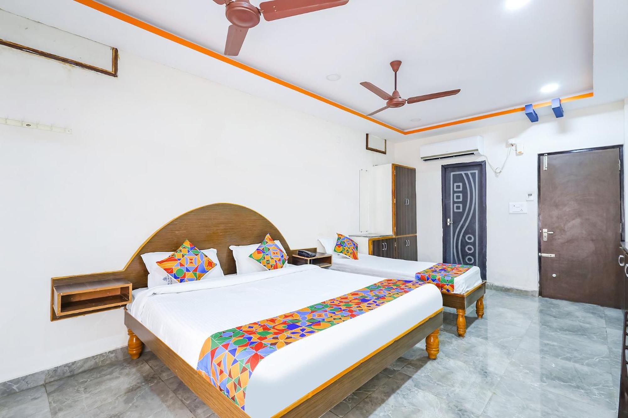 Capital O Lakshmi Residency Hotel Tirupati Exterior foto