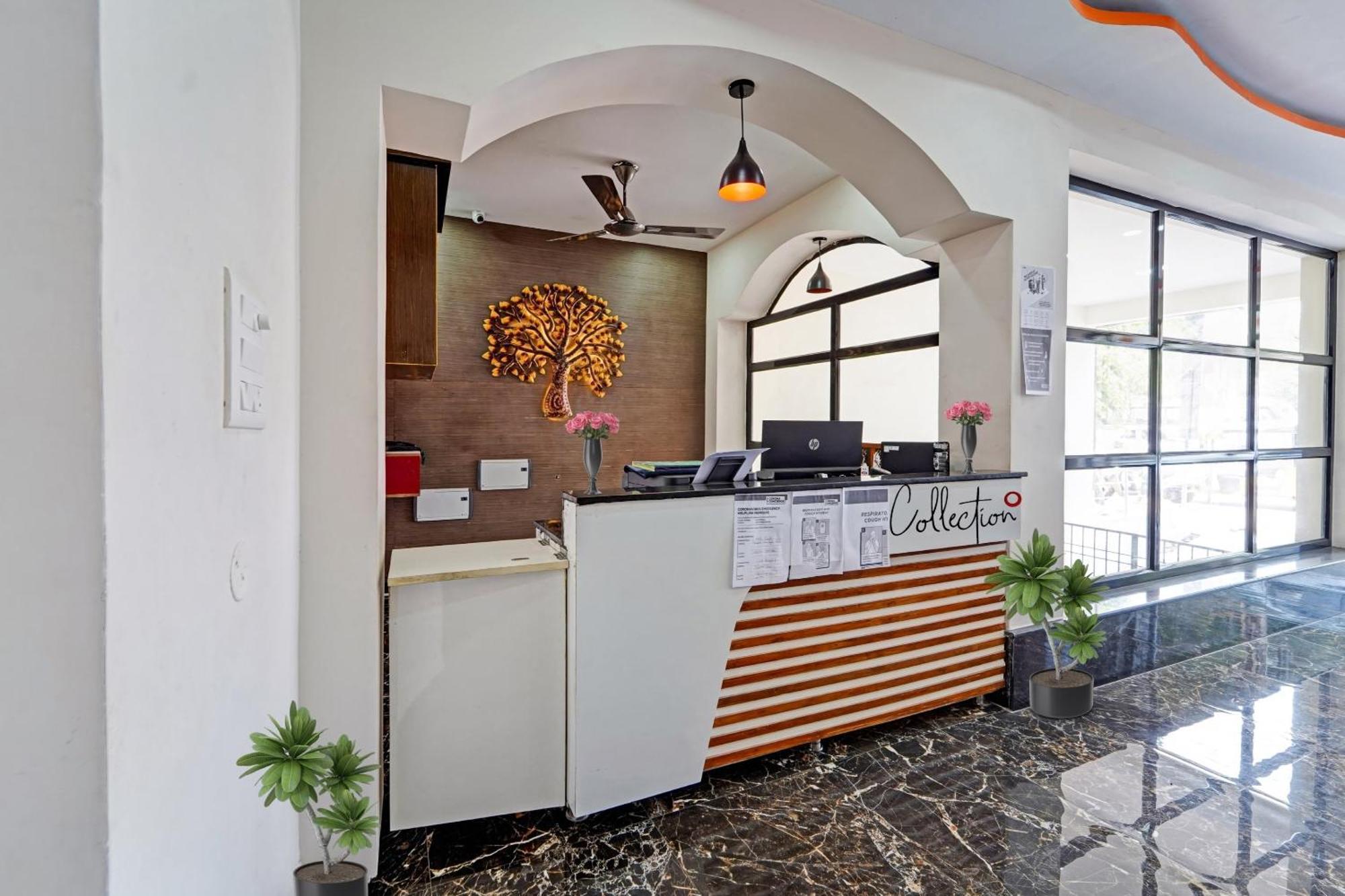 Capital O Lakshmi Residency Hotel Tirupati Exterior foto
