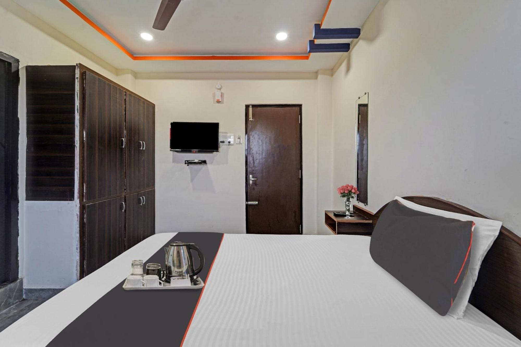 Capital O Lakshmi Residency Hotel Tirupati Exterior foto