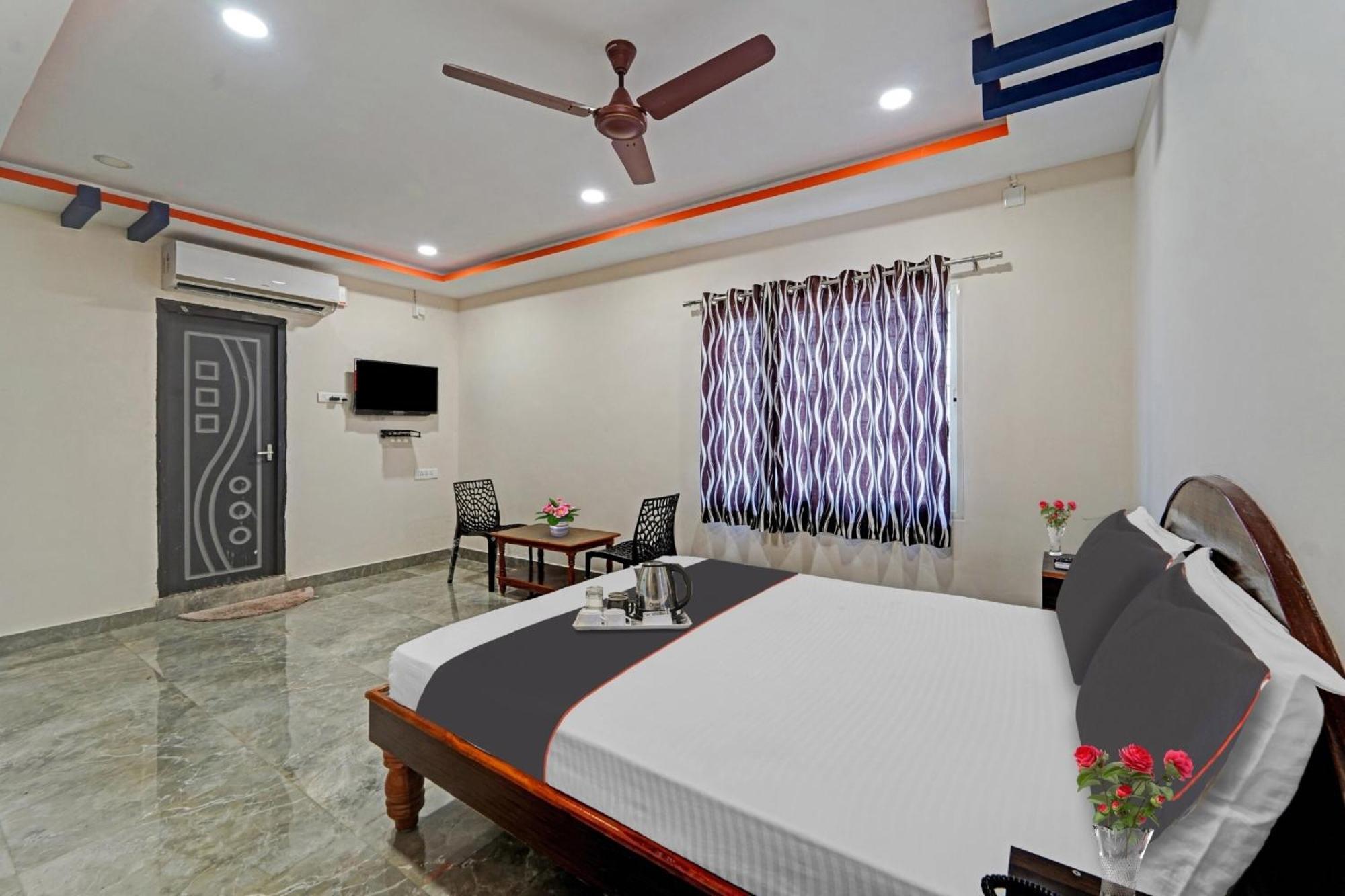 Capital O Lakshmi Residency Hotel Tirupati Exterior foto